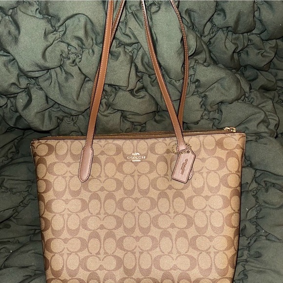 Coach Tan Signature Tote Bag - Picture 2 of 4